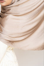 VINTAGE GOLD Deluxe Satin Crepe