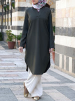 Curved Hem and Side Slits Tunic
