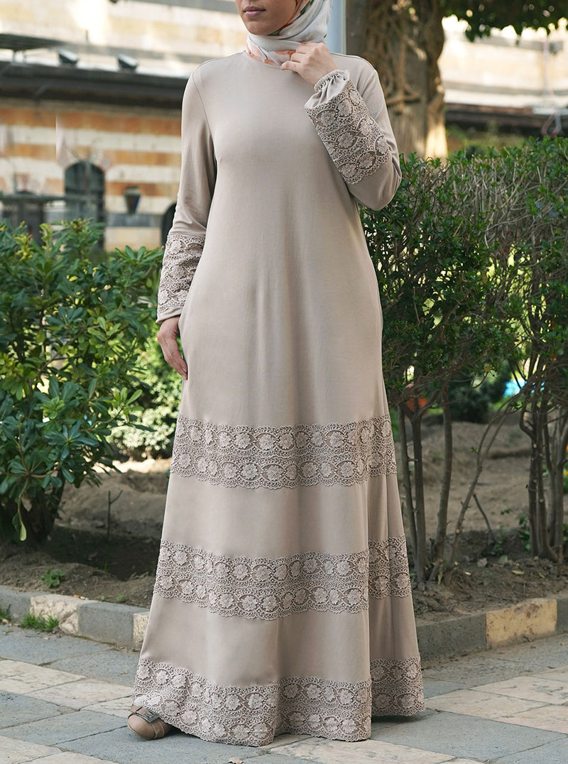 Lula Lace Trim Abaya