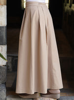 Front and Back Pleated Skirt