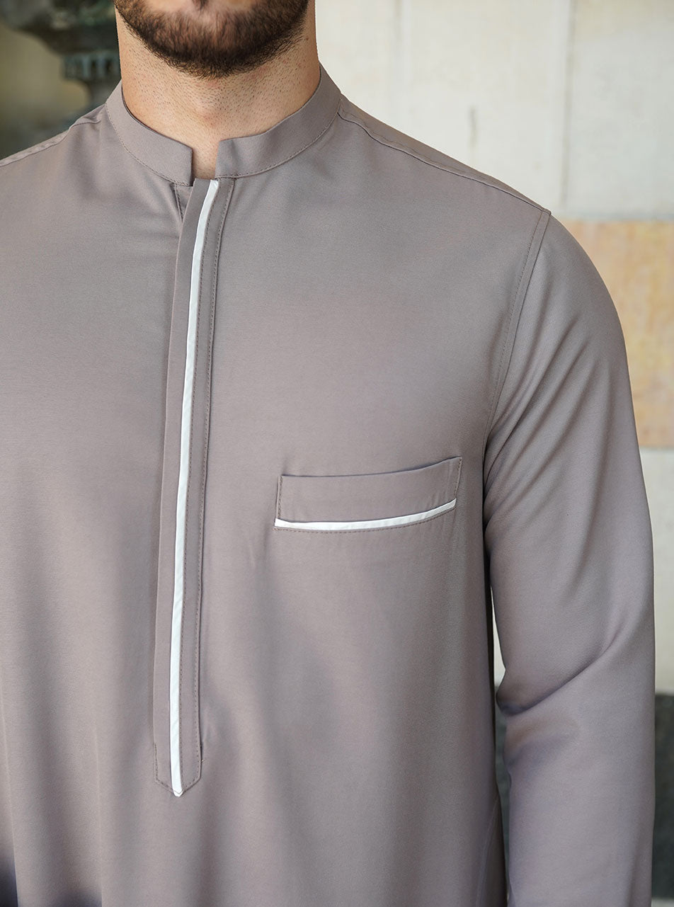 Midweight Contrast Thobe – Men's Islamic Thobe with Trim for