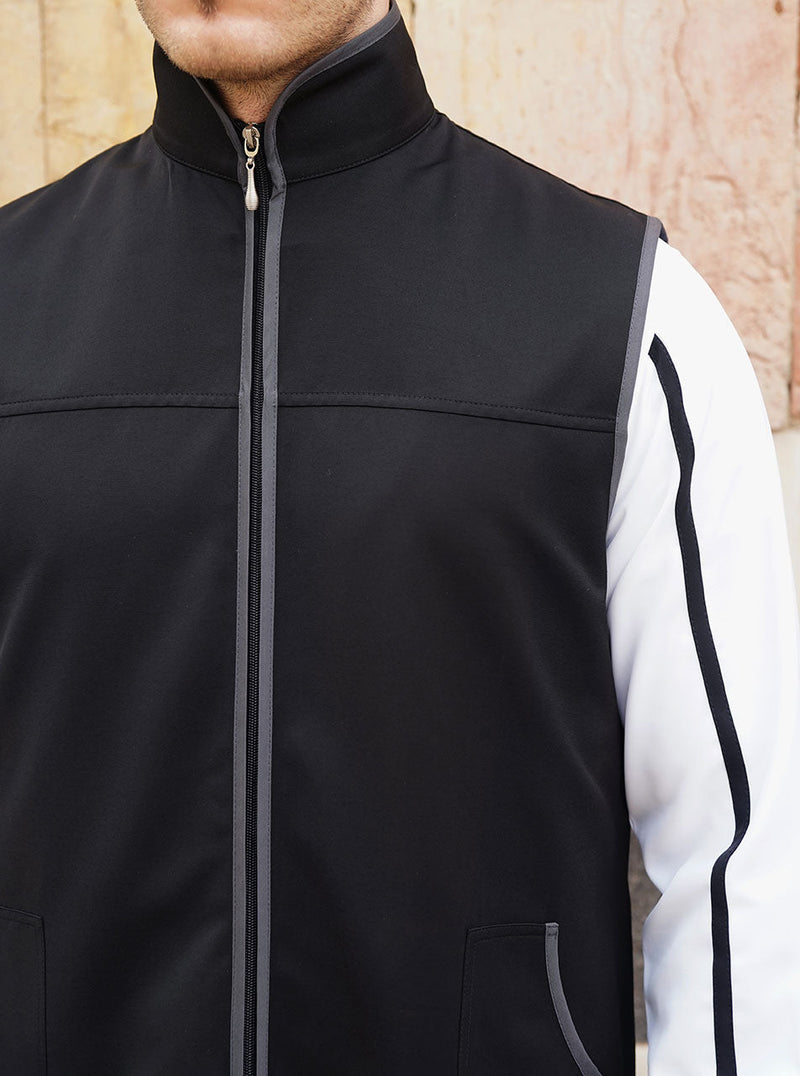 Contrast Trim Zipped Waistcoat