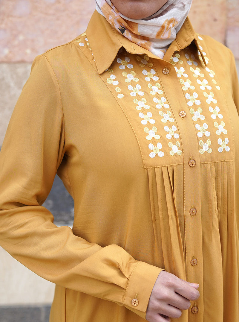 Nasr Embroidered Blouse