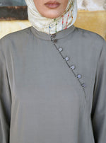 Thameena Abaya