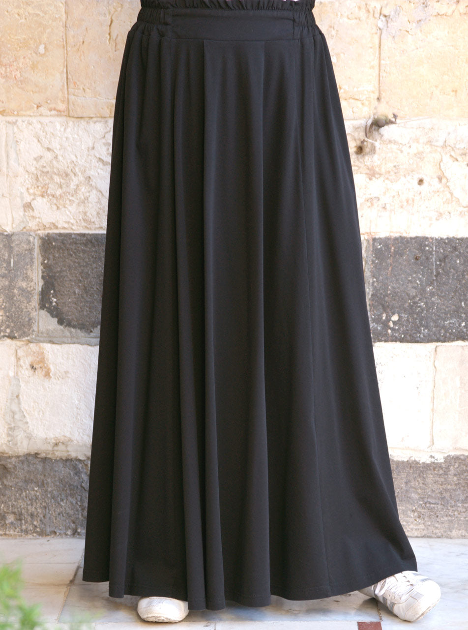 Black hotsell skirt jersey