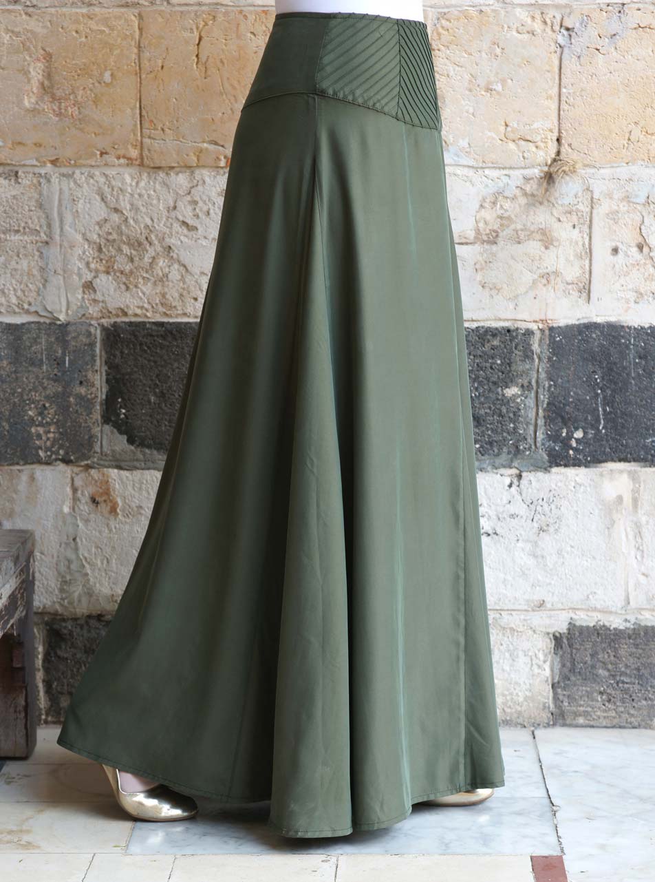 【I AM MARI】Ruko Banding Pintuck Flare Long Skirt I AM MARI】Ruko Banding Pintuck Flare Long Skirt (I AM MARI